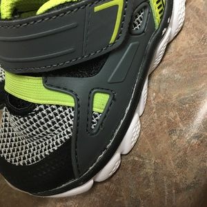 Baby boy shoes size 5